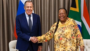 Лавров провел переговоры в Претории с главой МИД ЮАР Лавров провел переговоры в Претории с главой МИД ЮАР