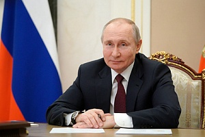 Путин поручил обеспечить рост доходов населения в отстающих регионах 