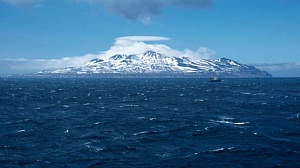 Жители южных Курил выступили против передачи островов Японии Жители южных Курил выступили против передачи островов Японии