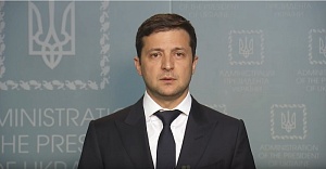 Зеленский предложил Путину провести переговоры по Крыму в Минске Зеленский предложил Путину провести переговоры по Крыму в Минске