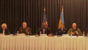 Глава Пентагона пообещал Киеву полную поддержку НАТО