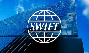 Лавров сообщил о готовящихся шагах на случай отключения России от SWIFT Лавров сообщил о готовящихся шагах на случай отключения России от SWIFT