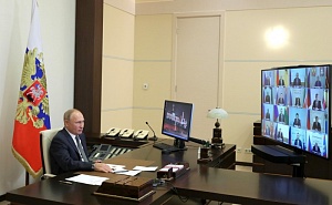 Путин: не хотелось бы возвращаться к ограничениям из-за коронавируса Путин: не хотелось бы возвращаться к ограничениям из-за коронавируса