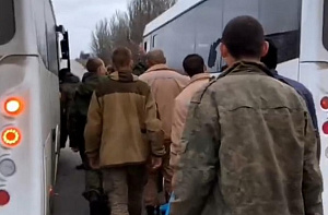 Из украинского плена вернули более 100 российских военных 