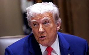 Трамп призвал лишить CBS лицензии после интервью с Зеленским Трамп призвал лишить CBS лицензии после интервью с Зеленским
