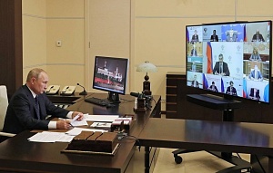 Путин раскритиковал систему оформления страховых выплат медикам Путин раскритиковал систему оформления страховых выплат медикам