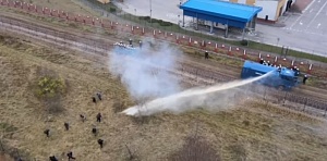 Путин и Макрон обсудили кризис на польско-белорусской границе Путин и Макрон обсудили кризис на польско-белорусской границе