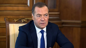 Медведев назвал ИГ традиционным партнёром Киева Медведев назвал ИГ традиционным партнёром Киева