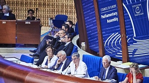 Комитет ПАСЕ призвал подтвердить полномочия российской делегации Комитет ПАСЕ призвал подтвердить полномочия российской делегации