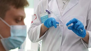 Обязательную вакцинацию ввели по всей России Обязательную вакцинацию ввели по всей России