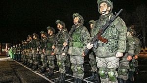 В Крыму начались масштабные военные учения В Крыму начались масштабные военные учения
