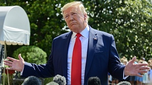 Трамп пообещал выпустить в Европу «тысячи террористов» Трамп пообещал выпустить в Европу «тысячи террористов»