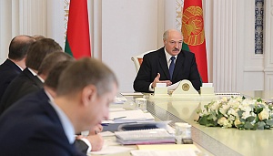 Лукашенко заявил о готовности изменить подходы к интеграции с Россией Лукашенко заявил о готовности изменить подходы к интеграции с Россией