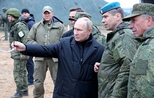 Путин посетил штаб группировки войск «Днепр» Путин посетил штаб группировки войск «Днепр»