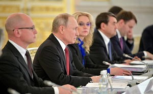 Путин призвал убрать «вузы-пустышки» из России Путин призвал убрать «вузы-пустышки» из России