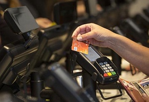 Visa решила поднять тарифы на оплату картами в супермаркетах Visa решила поднять тарифы на оплату картами в супермаркетах