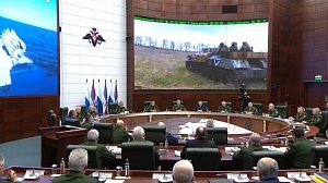 Шойгу: военные угрозы у западных границ России нарастают Шойгу: военные угрозы у западных границ России нарастают