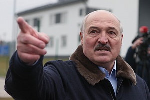 Лукашенко предложит Путину вернуть в Белоруссию ядерное оружие