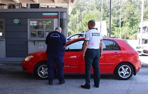 Болгария закроет въезд для автомобилей с российскими номерами Болгария закроет въезд для автомобилей с российскими номерами