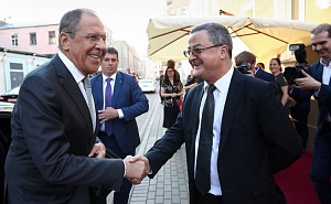 Лавров: «Волков бояться — в лес не ходить» Лавров: «Волков бояться — в лес не ходить»