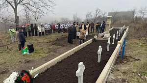 В Молдавии открыли памятник воевавшим за нацистов румынским солдатам В Молдавии открыли памятник воевавшим за нацистов румынским солдатам