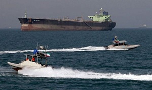 США заявили о попытке Ирана остановить британский танкер США заявили о попытке Ирана остановить британский танкер