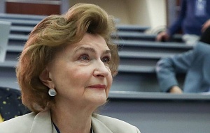 Наталию Нарочницкую не пустили в Молдавию без объяснения причин Наталию Нарочницкую не пустили в Молдавию без объяснения причин