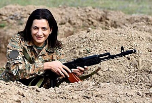 Супруга премьера Армении собирается воевать в Карабахе Супруга премьера Армении собирается воевать в Карабахе
