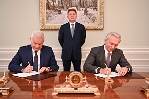 «Газпром» и «Лукойл» решили вместе осваивать нефтегазовый кластер на Ямале «Газпром» и «Лукойл» решили вместе осваивать нефтегазовый кластер на Ямале