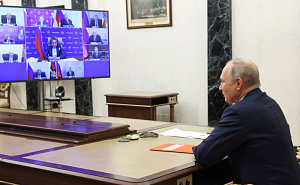 Путин обсудил с Совбезом РФ отношения с ближайшими соседями и союзниками