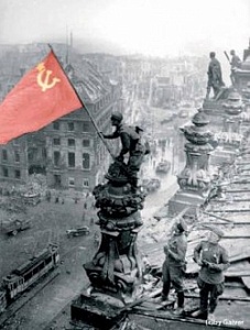 Госдума осудила Страсбургский суд Госдума осудила Страсбургский суд
