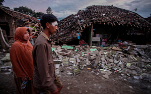 Жертвами землетрясения в Индонезии стали 268 человек