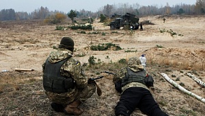 Украинская армия начала отступать от границ ЛНР Украинская армия начала отступать от границ ЛНР