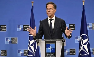 НАТО продолжает наращивать своё присутствие у границ России НАТО продолжает наращивать своё присутствие у границ России