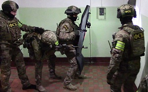 ФСБ предотвратила теракт в ТРЦ в Симферополе ФСБ предотвратила теракт в ТРЦ в Симферополе