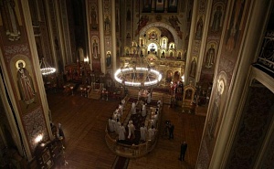 Патриарх попросил власти об отсрочке коммунальных платежей для церквей