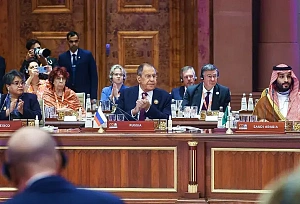 Лавров подвёл итоги саммита G20 в Индии Лавров подвёл итоги саммита G20 в Индии