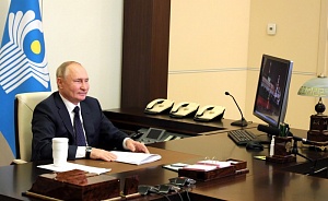 Путин: мигрантам в РФ нужно как минимум знать русский язык