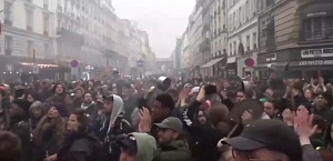 Телеобращение Макрона вызвало протесты во Франции Телеобращение Макрона вызвало протесты во Франции