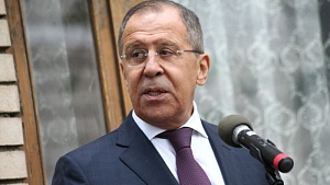 Лавров отменил визит в Берлин Лавров отменил визит в Берлин