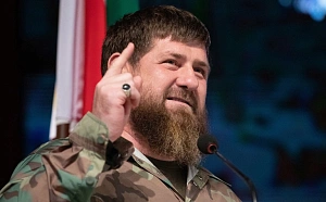 Кадыров: Назвавшие детей в честь героев Чечни получат 500 тысяч рублей Кадыров: Назвавшие детей в честь героев Чечни получат 500 тысяч рублей