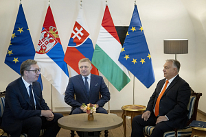 Фицо, Орбан и Вучич раскритиковали Евросоюз за помощь Украине Фицо, Орбан и Вучич раскритиковали Евросоюз за помощь Украине