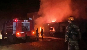 Мощный взрыв произошел на топливной базе в Степанакерте Мощный взрыв произошел на топливной базе в Степанакерте