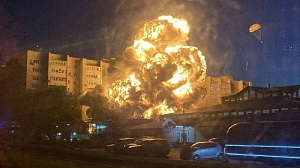 В жилом квартале Ейска потерпел крушение Су-34 В жилом квартале Ейска потерпел крушение Су-34
