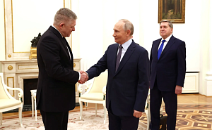 Путин встретился с Фицо Путин встретился с Фицо