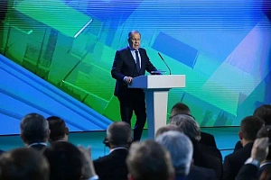 Лавров призвал отказаться от деления всех стран на «сад» и «джунгли» Лавров призвал отказаться от деления всех стран на «сад» и «джунгли»