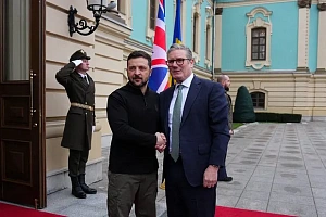 Зеленский и Стармер подписали документ о «столетнем партнёрстве» Киева и Лондона Зеленский и Стармер подписали документ о «столетнем партнёрстве» Киева и Лондона