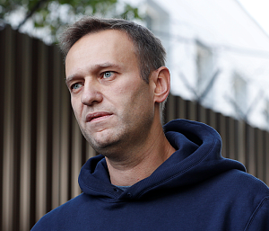 Алексей Навальный впал в кому Алексей Навальный впал в кому