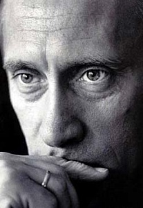 Путин высказался за единую валюту Путин высказался за единую валюту