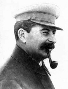 В Волгограде почтили память Сталина В Волгограде почтили память Сталина